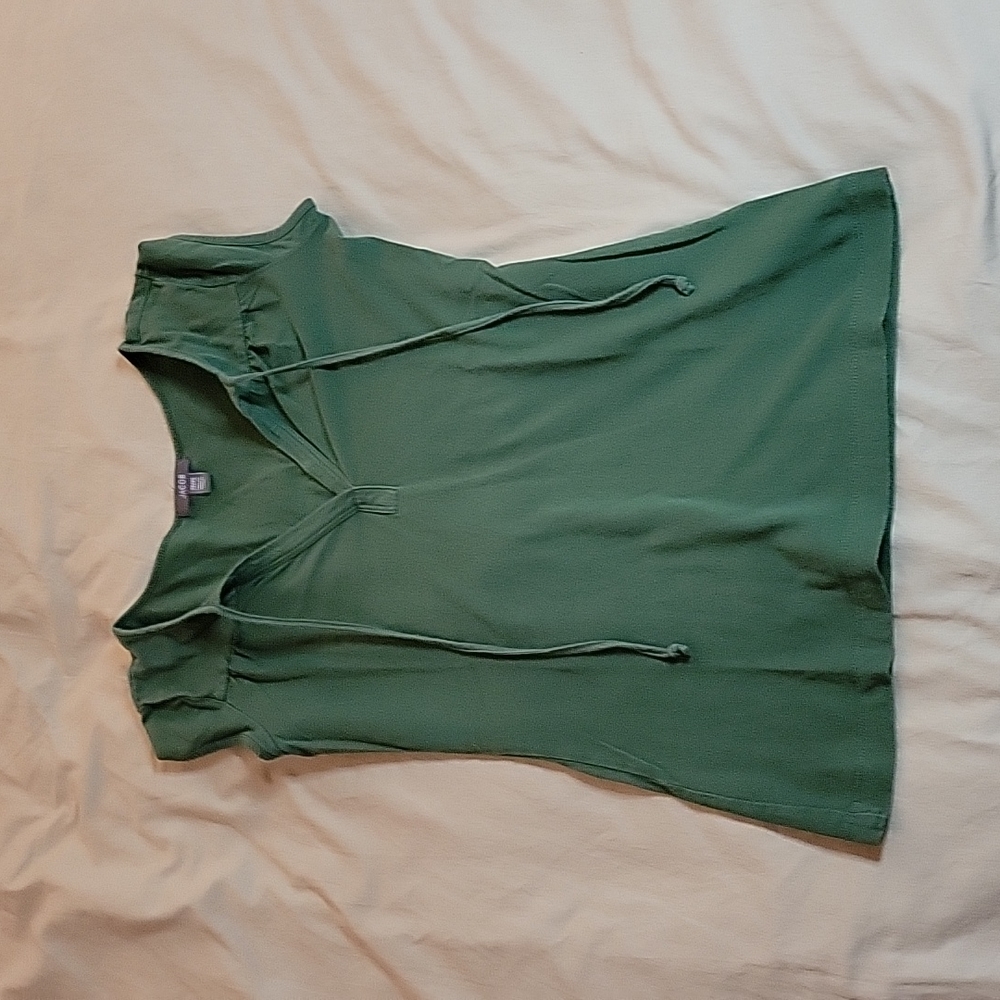 Jacob green tee - Picture 2 of 5
